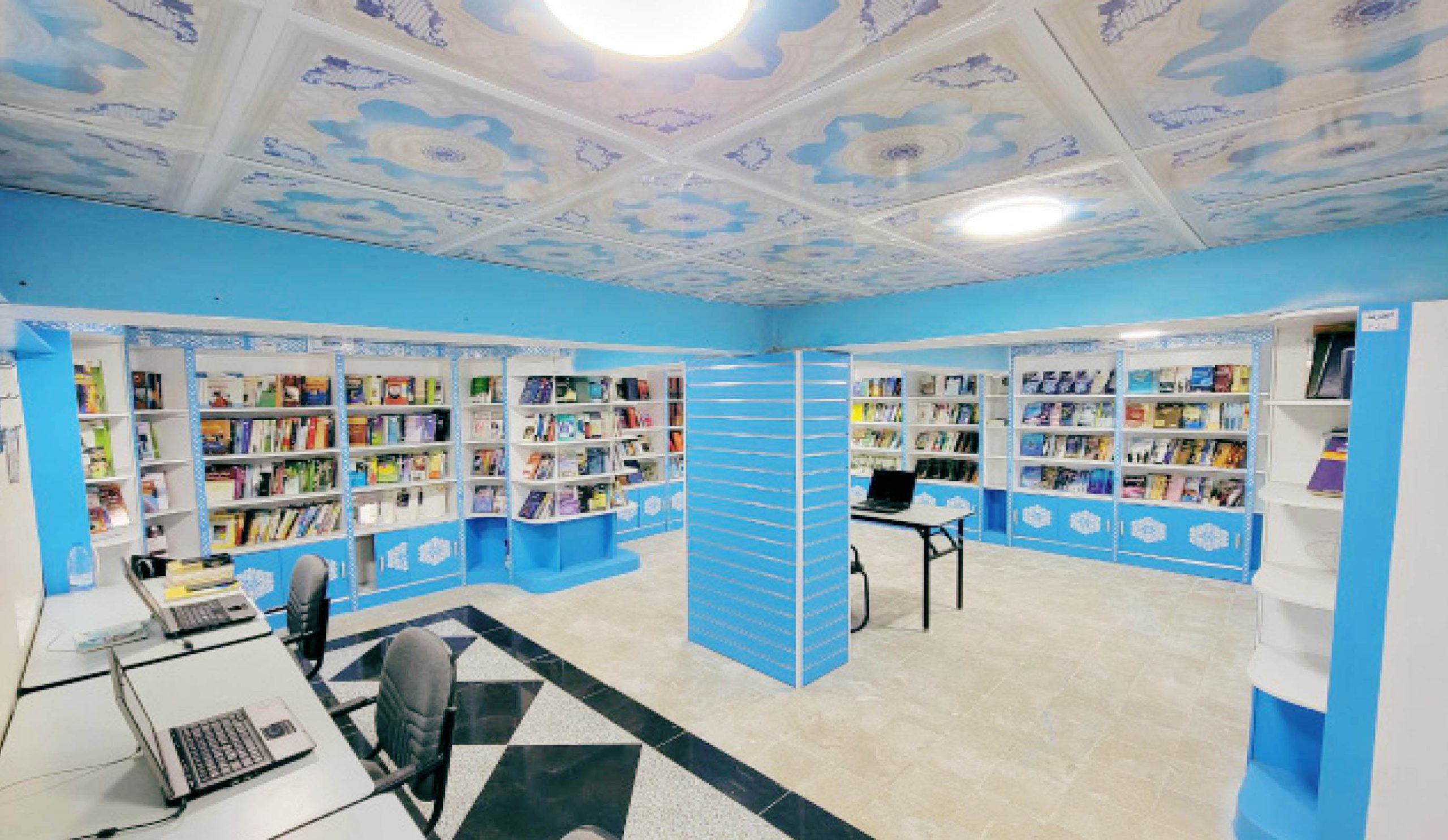 مكتبة كلية المنار